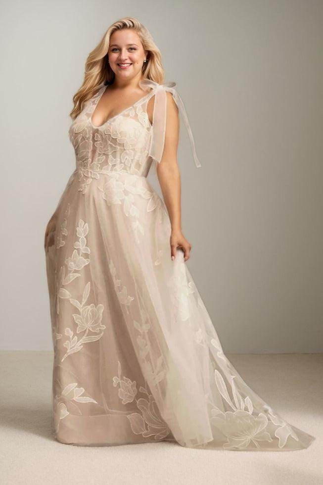 A-Line Sweep-Brush Train Lace Tulle Wedding Dress CW3472 - COCOMELODY